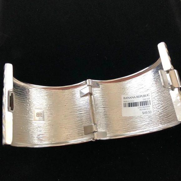 New Banana Republic Large Geo Cuff Bracelet Silver - Picture 5 of 5